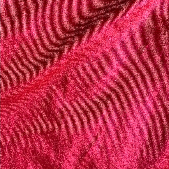 Fashion Nova burgundy velvet matching set - Picture 4 of 4